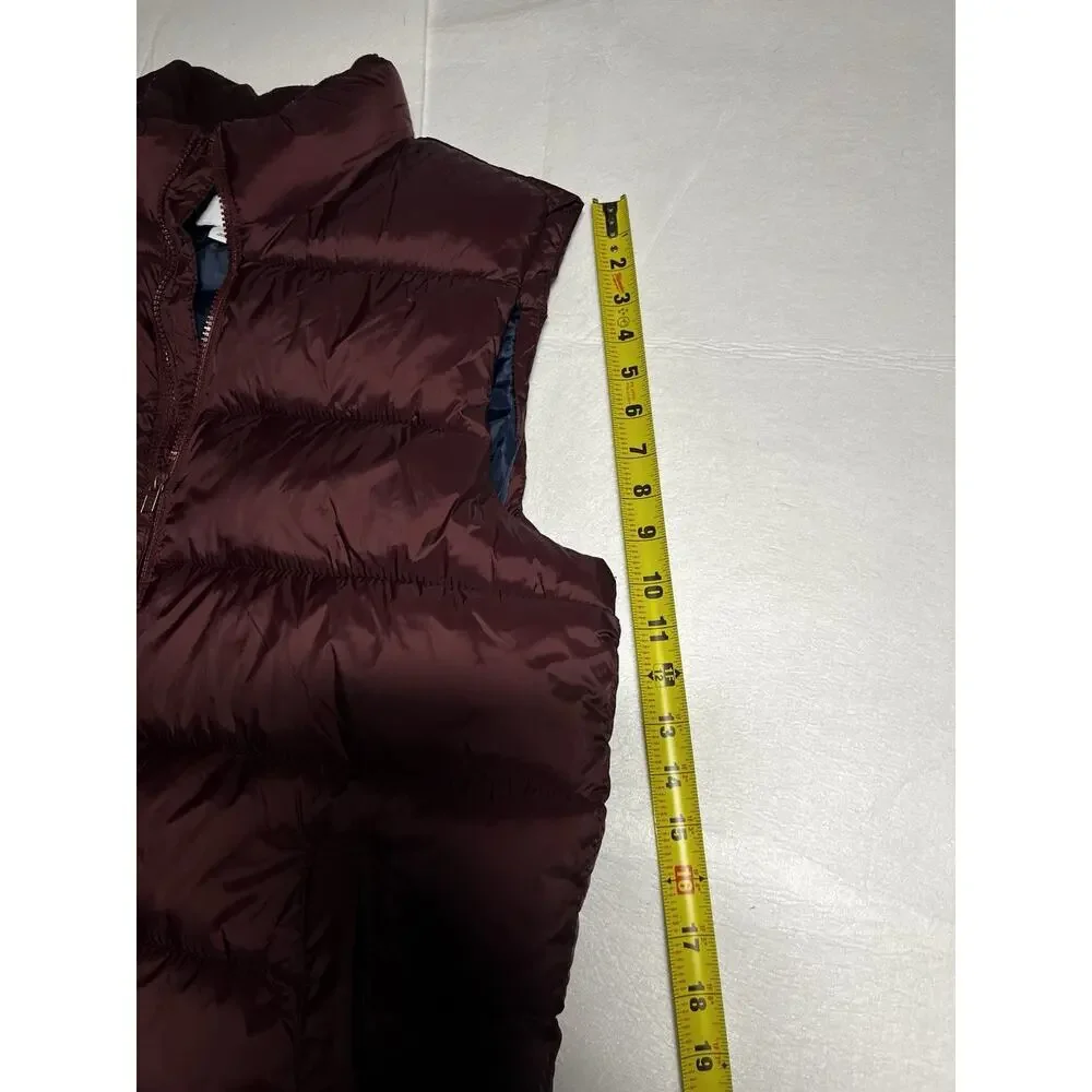 Old Navy Mens Medium Burgundy Puffer Vest Fleece Lined Full Zip Quilted Winter